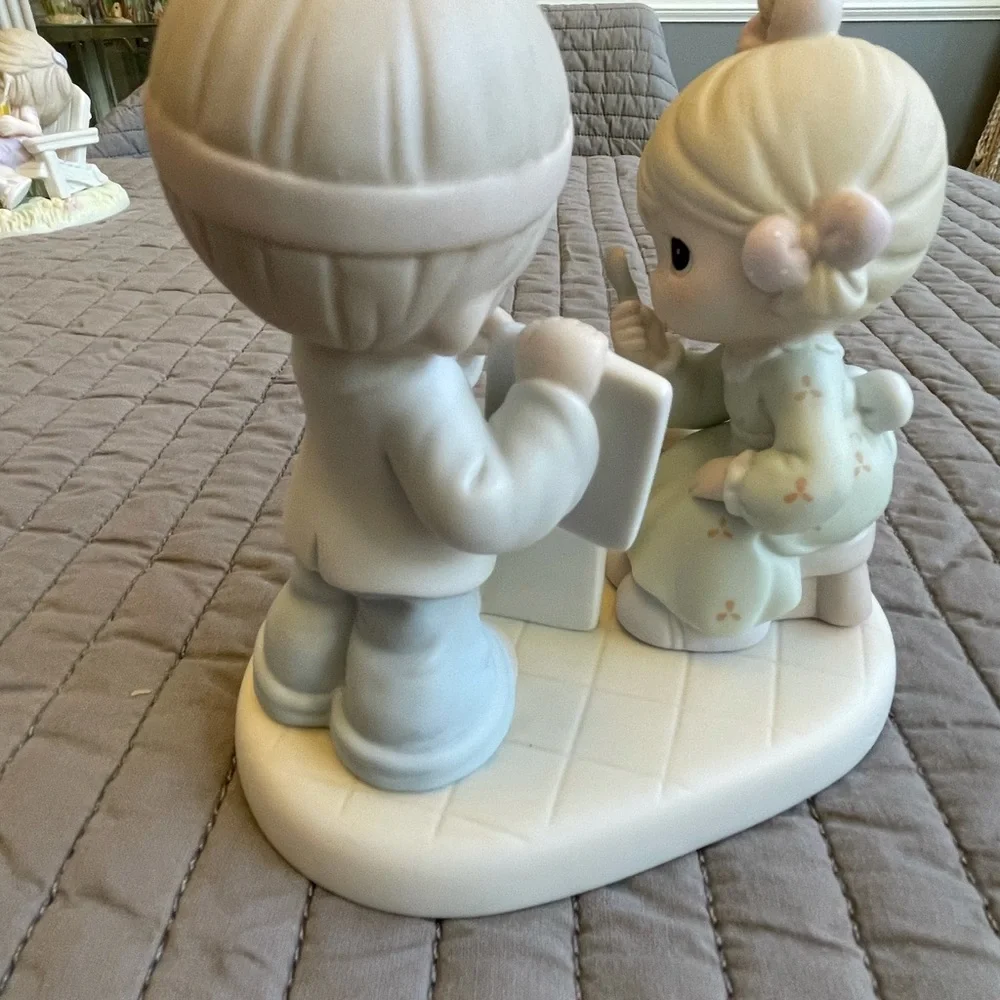 Precious Moments collectible figurine - Picture 5 of 7